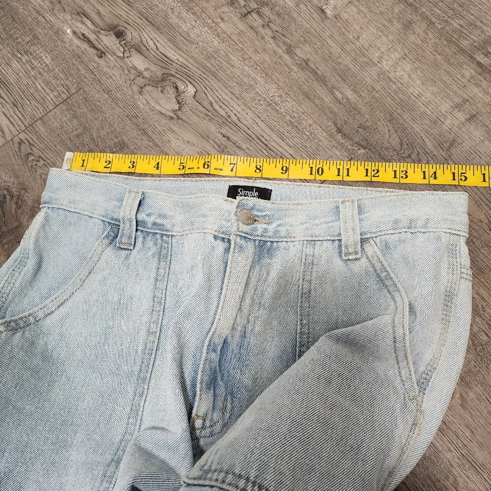 Simple Society Squared Pocket Wide Leg Light Wash Carpenter Jeans - Picture 6 of 8